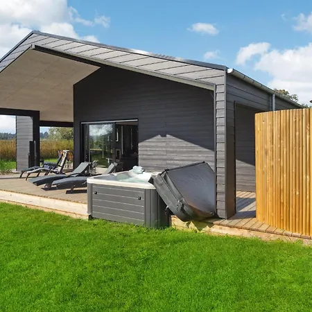 Awesome In With Sauna Casa vacanze